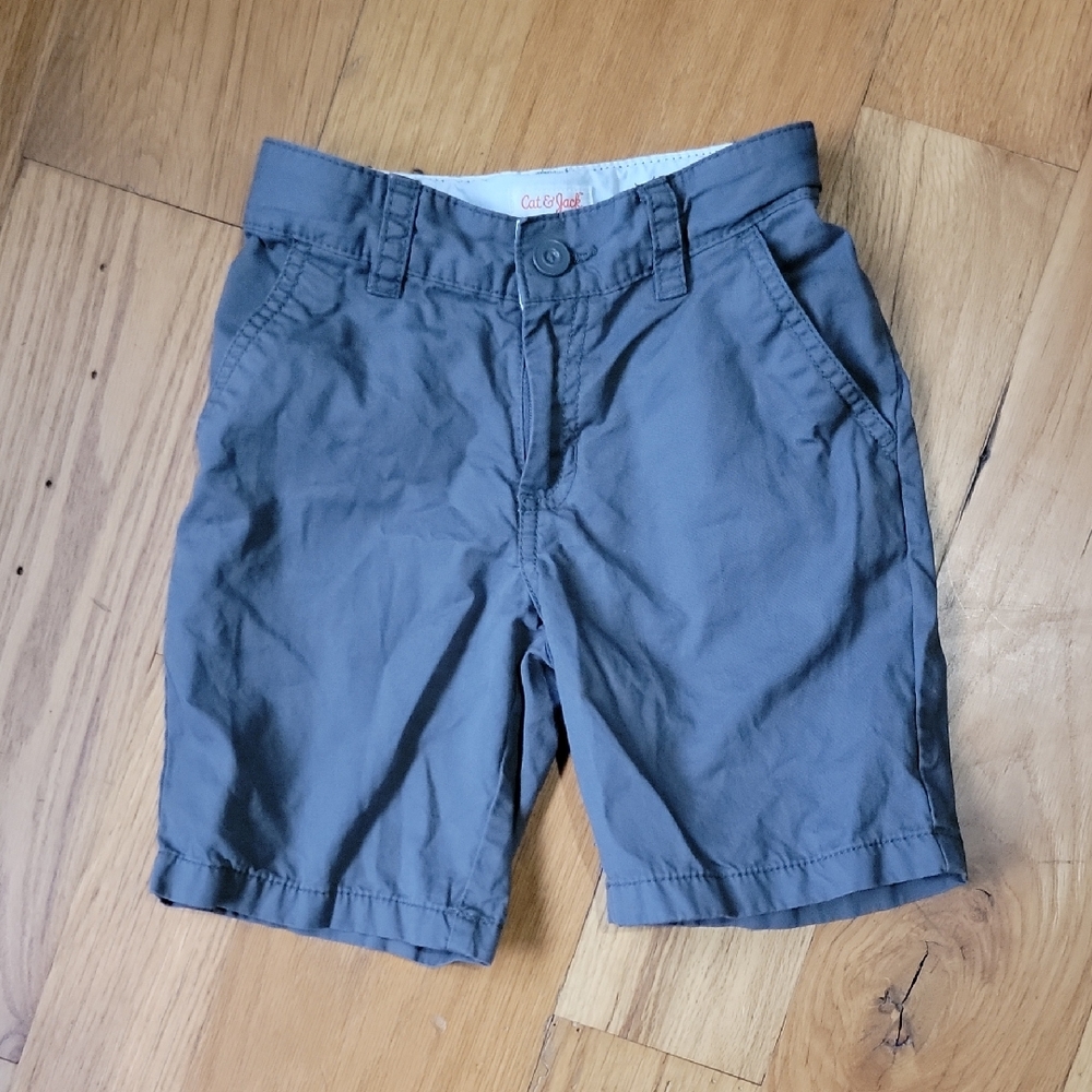 Cat & Jack Gray Flat Front Shorts Size 7 Slim